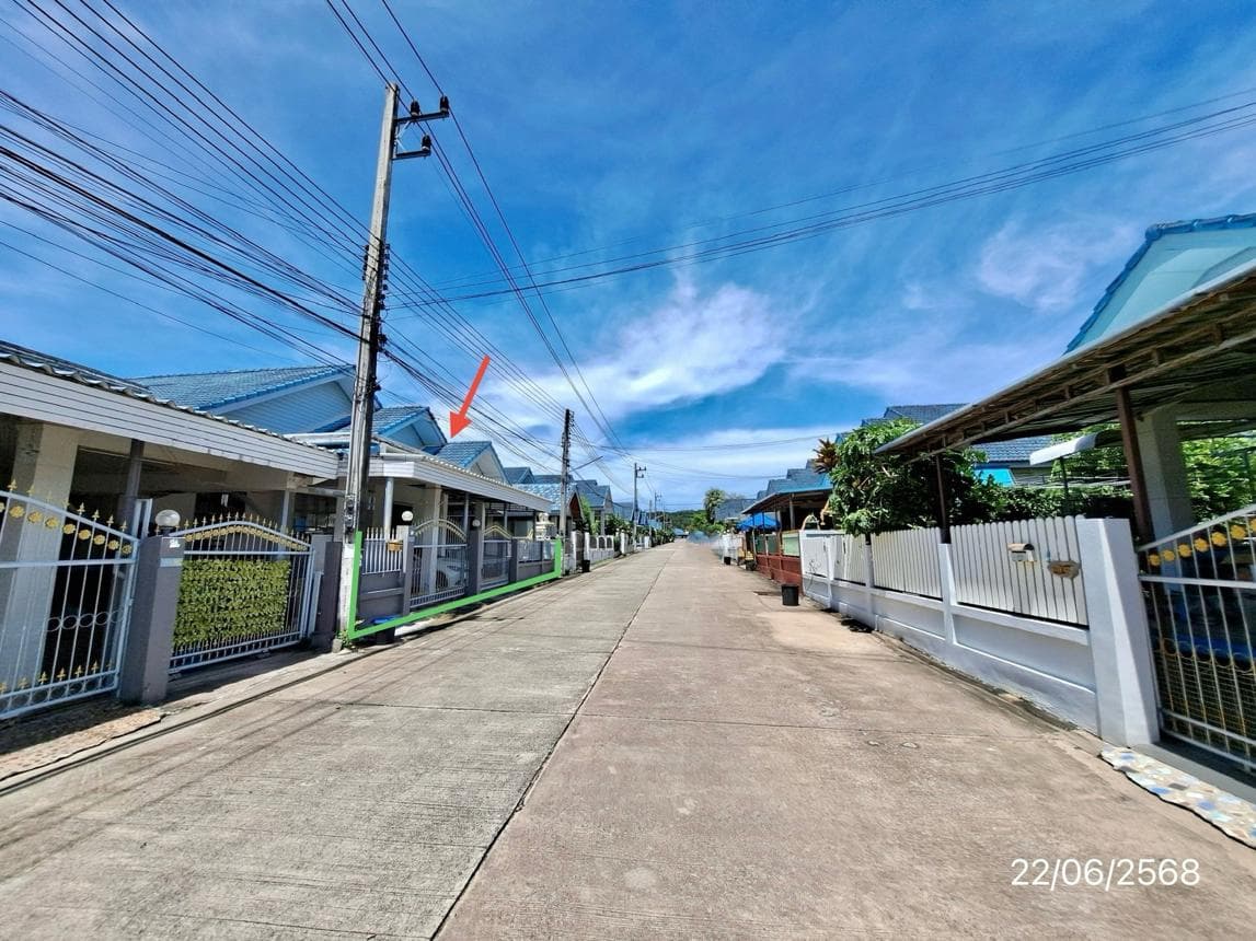 ขายบ้านเดี่ยว นาวีเฮ้าส์ 12 (Navi House 12) 3 ห้องนอน 3 ห้องน้ำ เนื้อที่ 68 ตร.ว. ทำเลศักยภาพบางเสร่ สัตหีบ ชลบุรี พื้นที่กว้างขวาง ราคาคุ้มค่าที่สุด