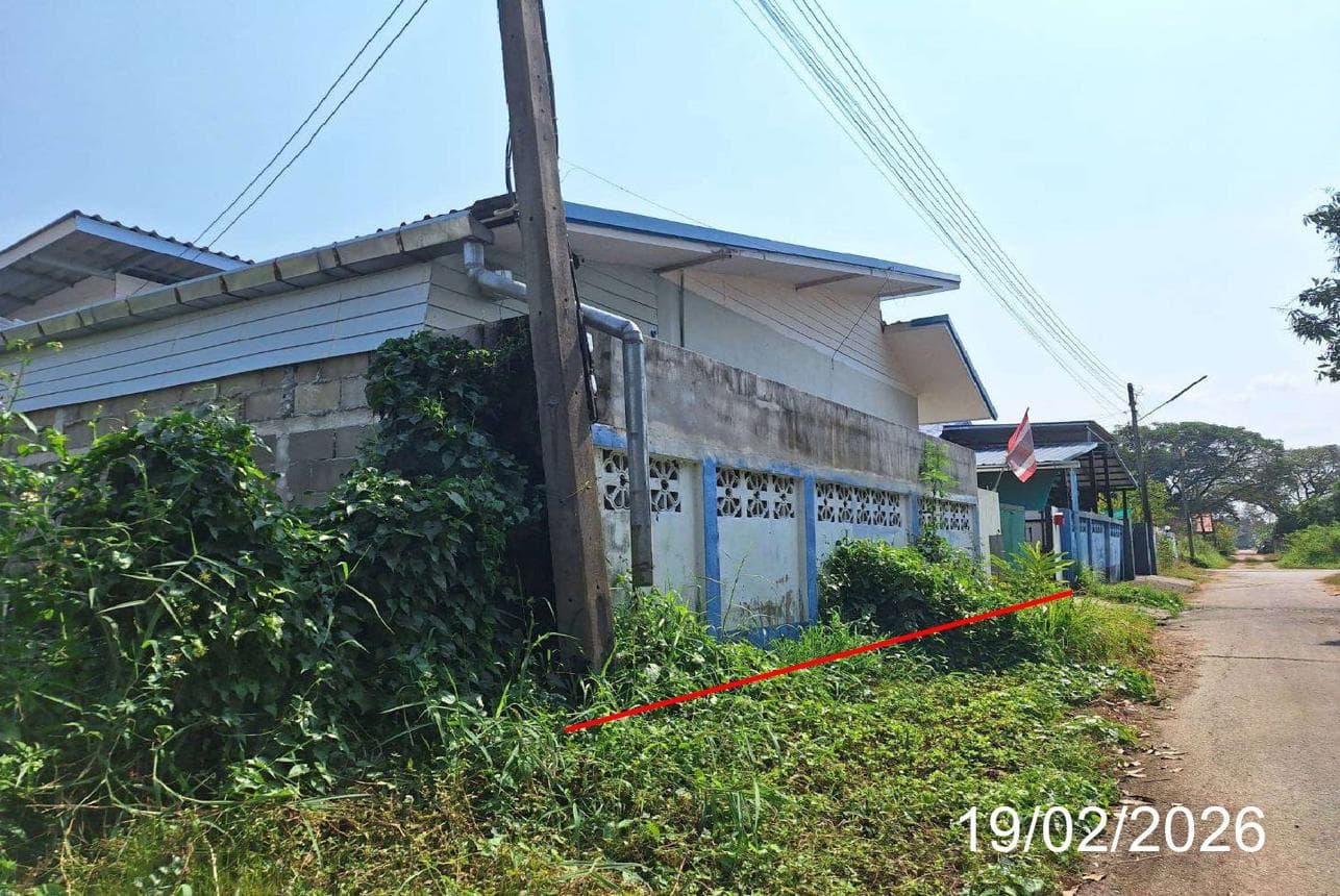 ขายบ้านเดี่ยวหลังใหญ่ 2 ห้องนอน 2 ห้องน้ำ พื้นที่กว้าง 70 ตร.ว. ต.ปงแสนทอง อ.เมืองลำปาง บรรยากาศสงบ เดินทางสะดวก