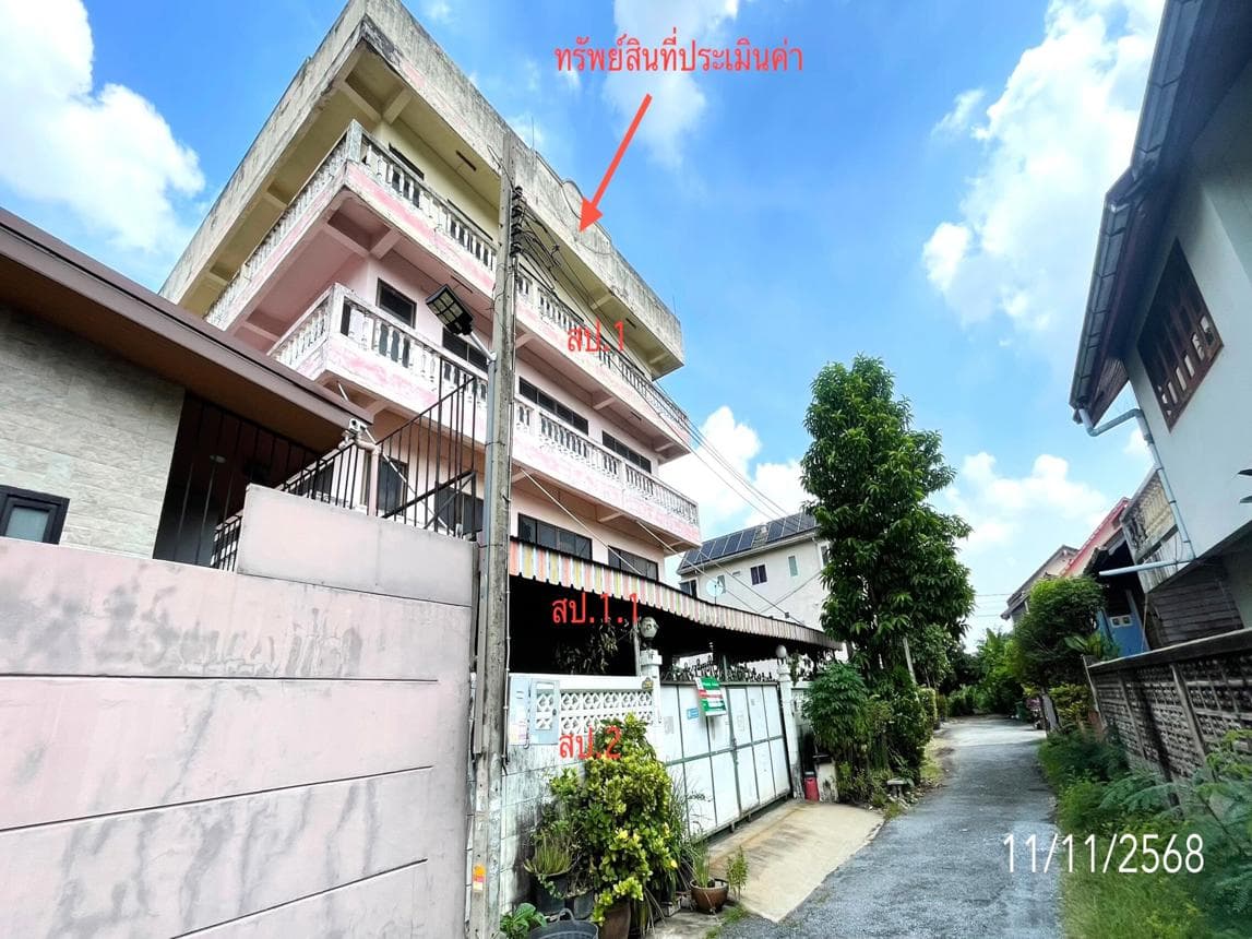อาคารสำนักงาน คลองถนน เขตสายไหม กรุงเทพมหานคร พื้นที่ 14 ตร.ว. พื้นที่ใช้สอย 1224 ตร.ม. 12 ห้องน้ำ