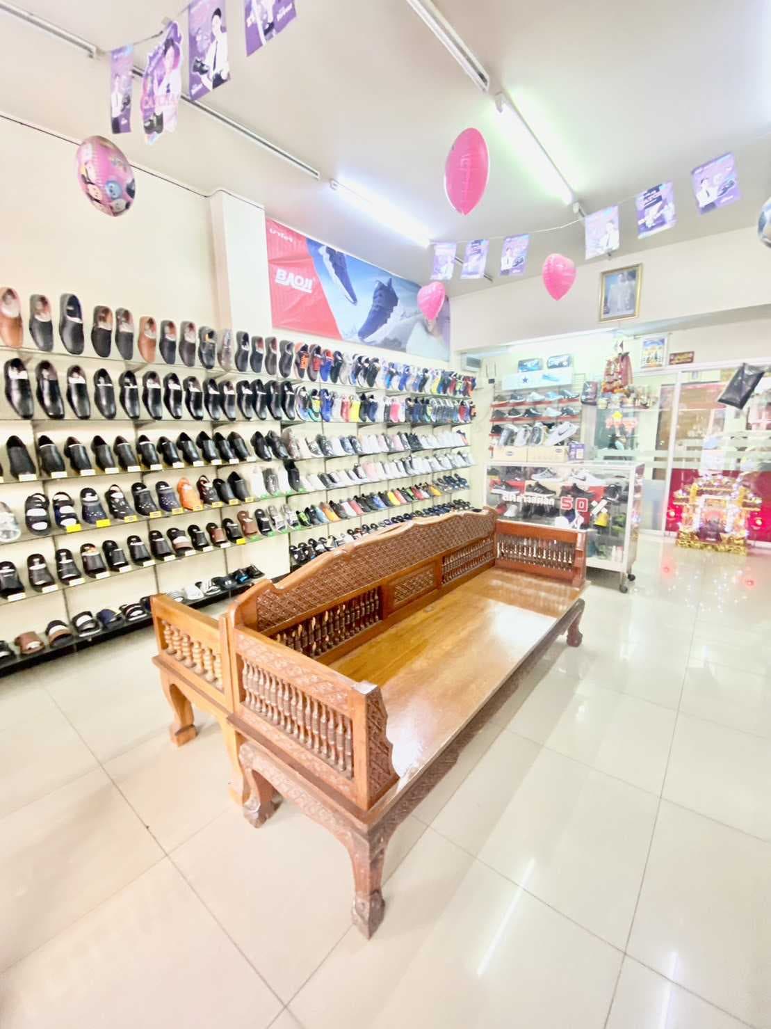 ขาย อาคารพาณิชย์ 4.5 ชั้น แขวง ทุ่งสี่กัน เขต ดอนเมือง จ.กรุงเทพ ฯ ทำเลดี ค้าขายดี พร้อมธุรกิจก็ขาย