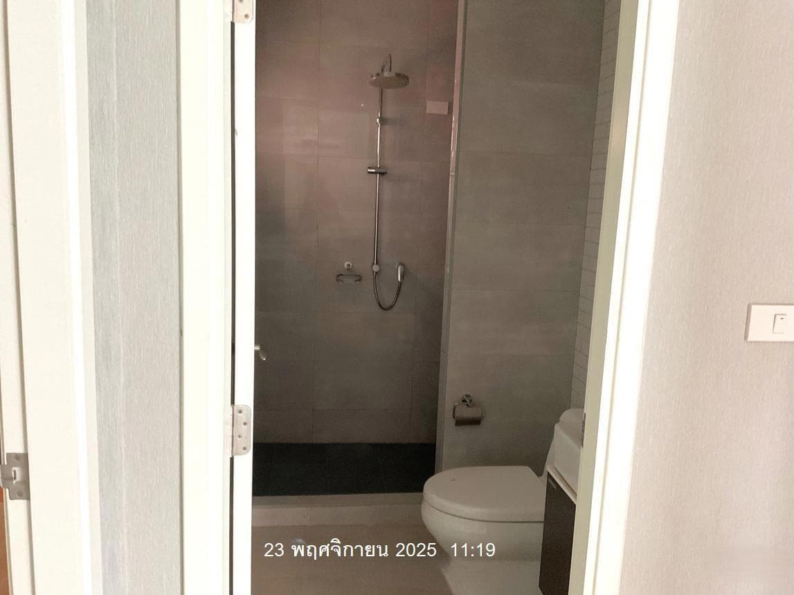 ขายบ้านเดี่ยว บ้านภูฟ้า บ้านฉาง-หาดพยูน บ้านฉาง ระยอง ทำเลพลา เนื้อที่ 52.5 ตร.ว. พื้นที่ใช้สอย 106.16 ตร.ม. 3 ห้องนอน 2 ห้องน้ำ สภาพดี พร้อมอยู่