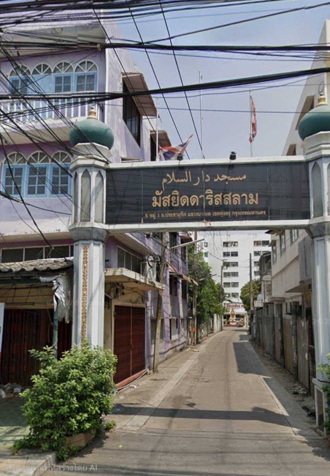 ขายตึกแถว ต้นซอย ประชาอุทิศ 30 4 ชั้น 250 ตรม พร้อมที่ดินด้านหลังติดคลอง ใกล้มหาวิทยาลัยพระจอมเกล้าธนบุรี