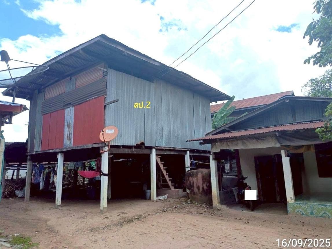 ขายบ้านเดี่ยว เด่นราษฎร์ หนองฮี ร้อยเอ็ด พื้นที่กว้าง 92 ตร.ว. บรรยากาศเงียบสงบ