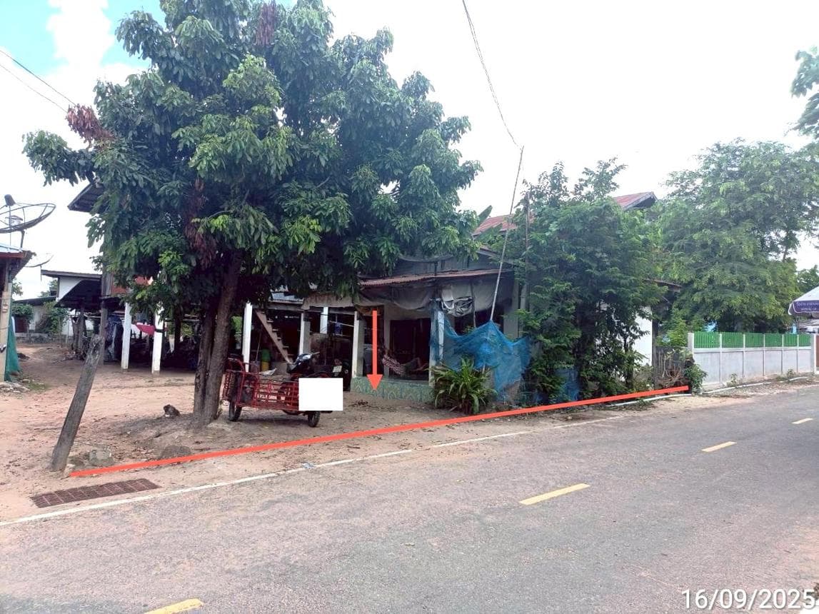 ขายบ้านเดี่ยว เด่นราษฎร์ หนองฮี ร้อยเอ็ด พื้นที่กว้าง 92 ตร.ว. บรรยากาศเงียบสงบ