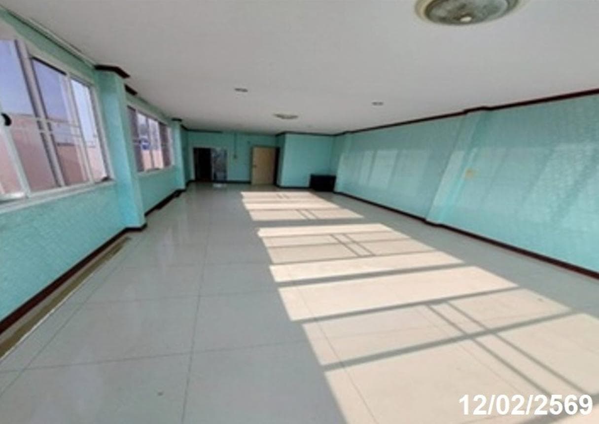 ขายอาคารพาณิชย์ ในเมือง เมืองเพชรบูรณ์ พื้นที่ 17.7 ตร.ว. พื้นที่ใช้สอย 188 ตร.ม. ทำเลดี เหมาะทำธุรกิจและพักอาศัย