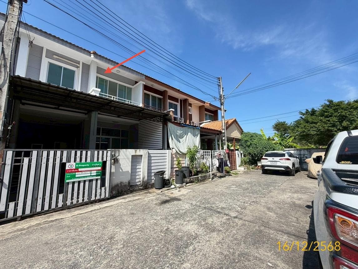 ทาวน์โฮม พนาสนธิ์ วิลล่า ลำลูกกา คลอง 4 (Phanason Villa) 3 ห้องนอน สเปซกว้าง ทำเลดี ราคาล้านปลายๆ