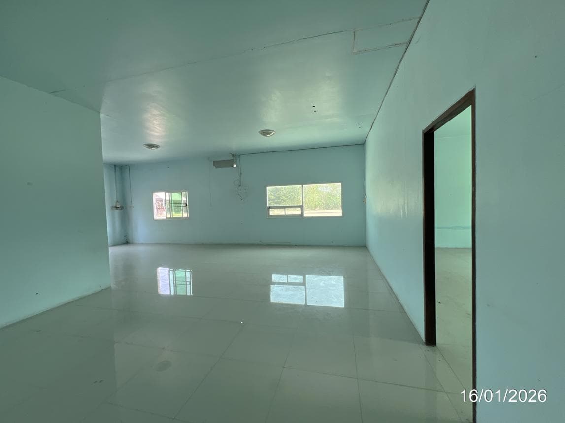 ขายฟาร์ม หนองเต่า เก้าเลี้ยว นครสวรรค์ พื้นที่ใช้สอย 600 ตร.ม.