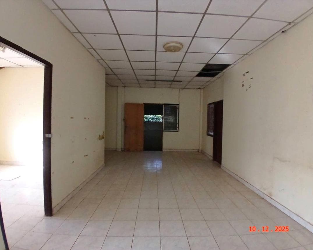 บ้านเดี่ยว 3 ห้องนอน 2 ห้องน้ำ พื้นที่ 172.5 ตร.ม. บนเนื้อที่กว้าง 79 ตร.ว. ทำเลศักยภาพ พังโคน จ.สกลนคร