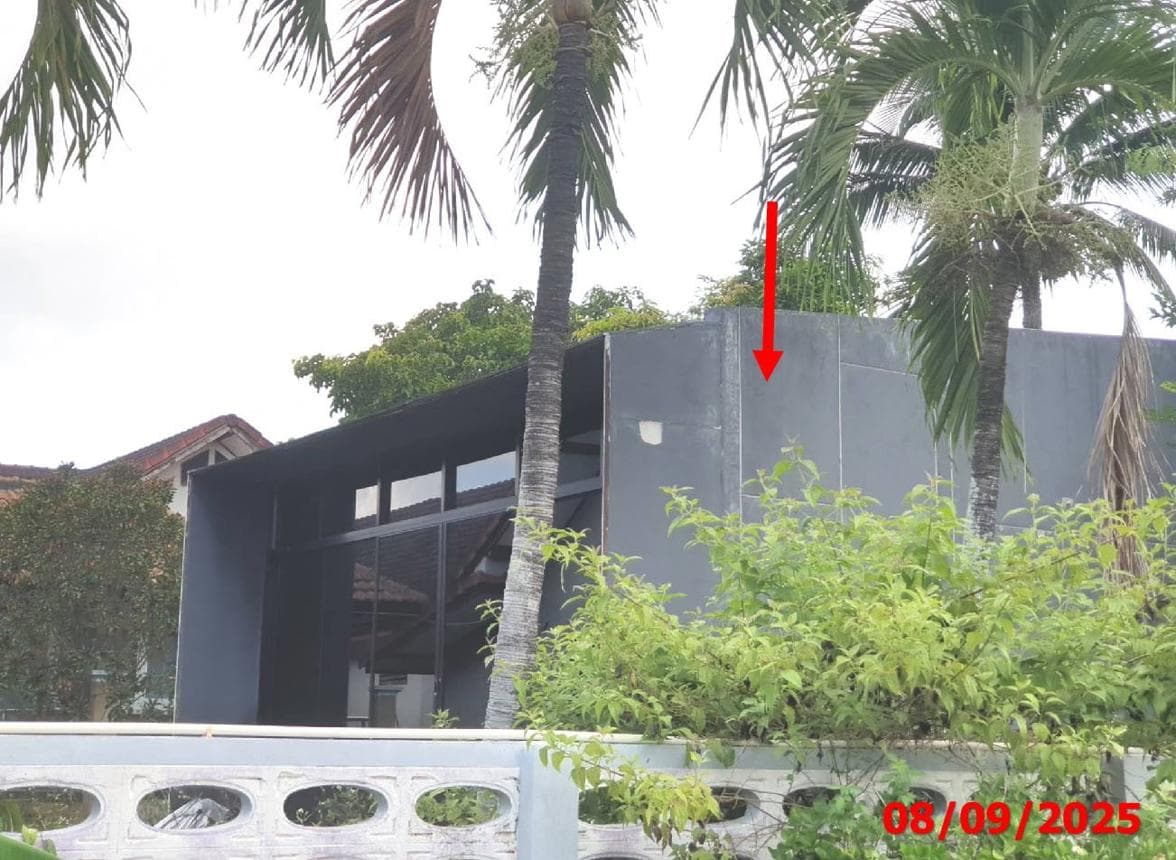 บ้านเดี่ยว ต้นธงชัย เมืองลำปาง ลำปาง 3 ห้องนอน 2 ห้องน้ำ พื้นที่ใช้สอย 161.2 ตร.ม. ทำเลดีเดินทางสะดวก บรรยากาศร่มรื่น ราคาพิเศษ 3.2 ล้าน