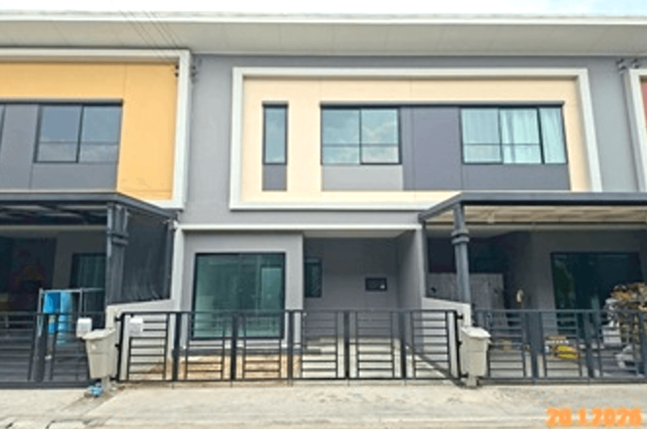 ขายทาวน์โฮม สิริ เพลส พหลโยธิน 52 ดีไซน์ Loft ทันสมัย ทำเลศักยภาพใกล้รถไฟฟ้า