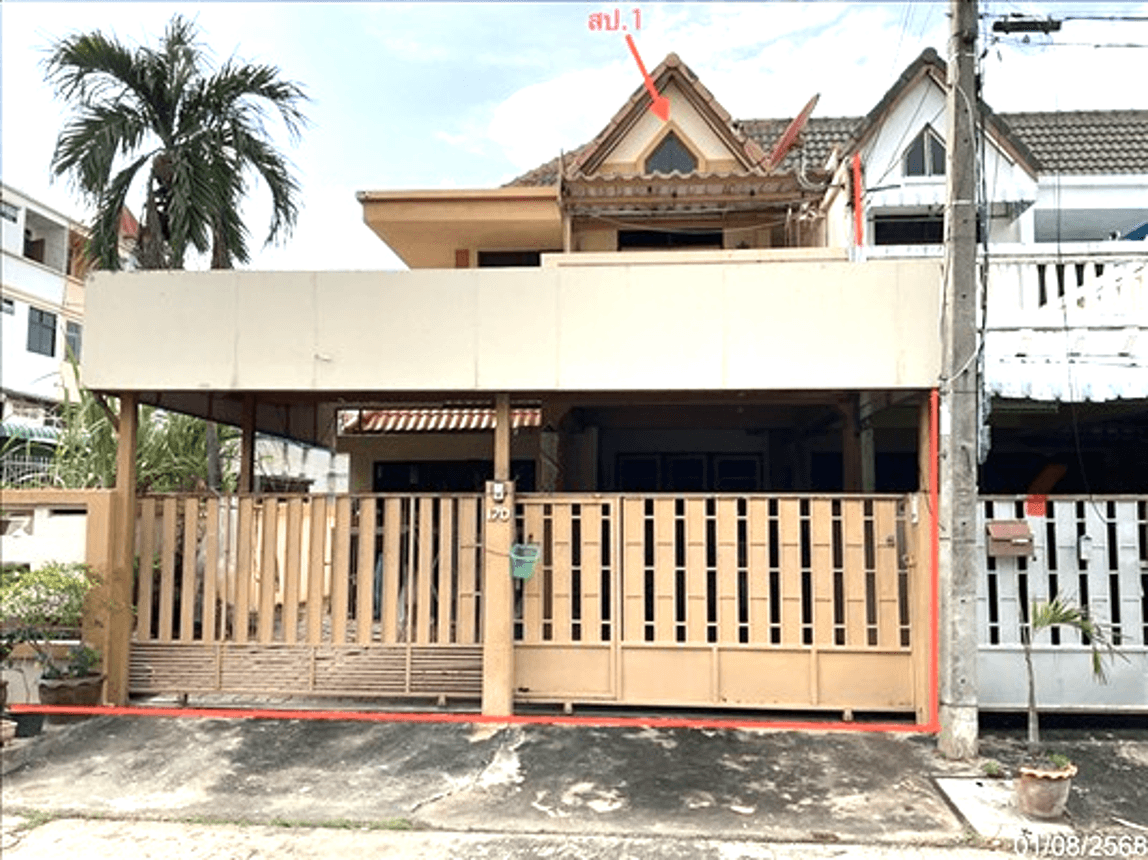ทาวน์เฮ้าส์ แพนด้า น้ำซึม เมืองอุทัยธานี 3 ห้องนอน 3 ห้องน้ำ พื้นที่ใช้สอยจุใจ 219.5 ตร.ม. บนที่ดินกว้าง 45 ตร.ว. ราคาพิเศษเพียง 1.8 ล้าน