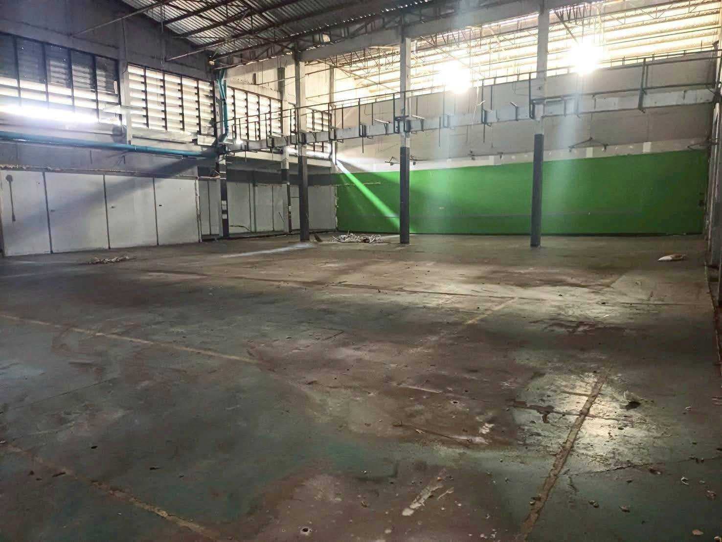 ขายโกดัง1,500ตรม.ทำเลทองถนนเทพารักษ์ สภาพดีพร้อมใช้งาน