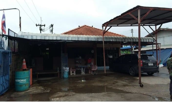 โกดัง เมืองกำแพงเพชร