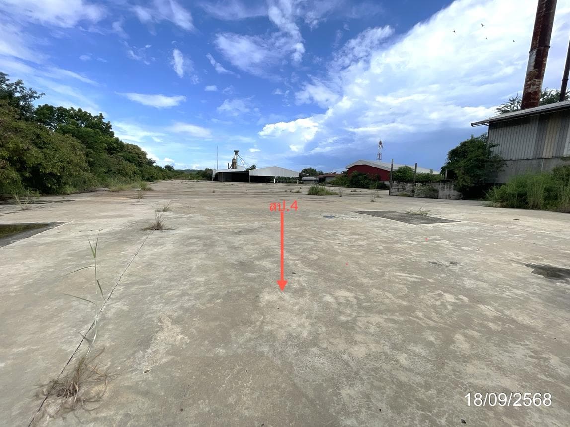 ขายอาคารโรงงาน กันจุ บึงสามพัน เพชรบูรณ์ พื้นที่ 61 ตร.ว. พื้นที่ใช้สอย 396 ตร.ม. 2 ห้องนอน 2 ห้องน้ำ