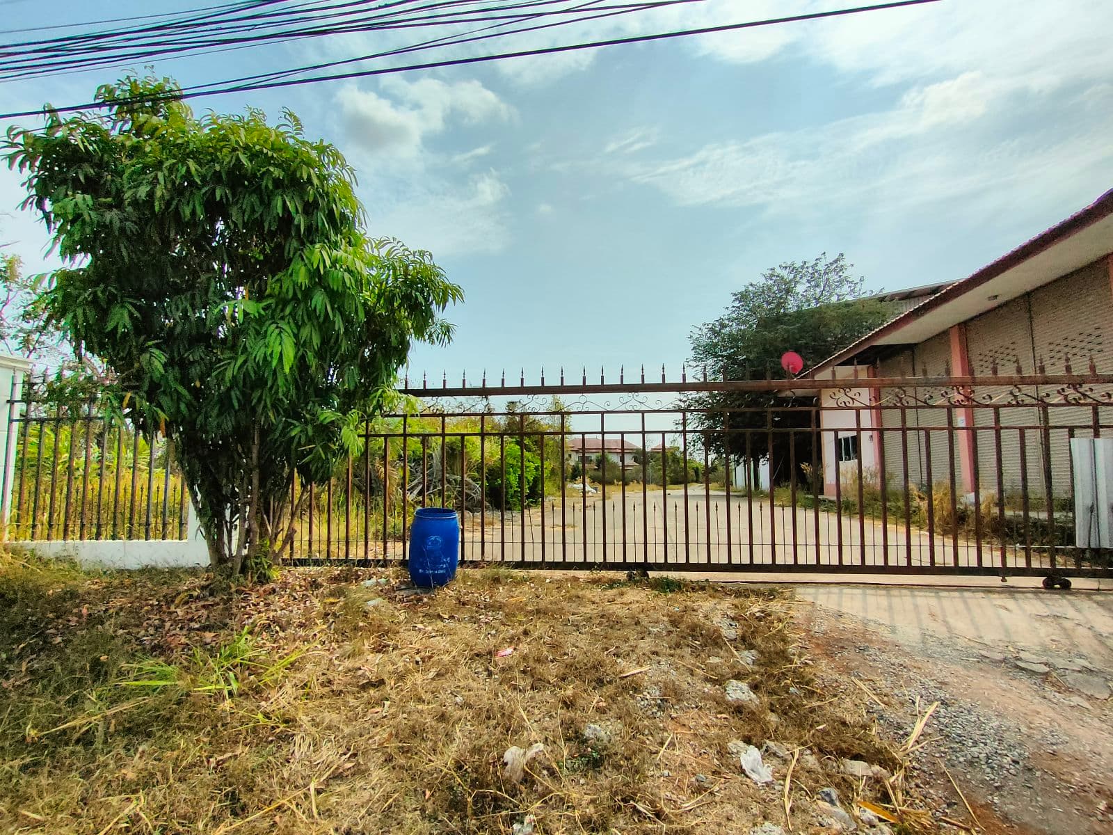 ที่ดินพร้อมสิ่งปลูกสร้าง เมืองหนองบัวลำภู หนองบัวลำภู