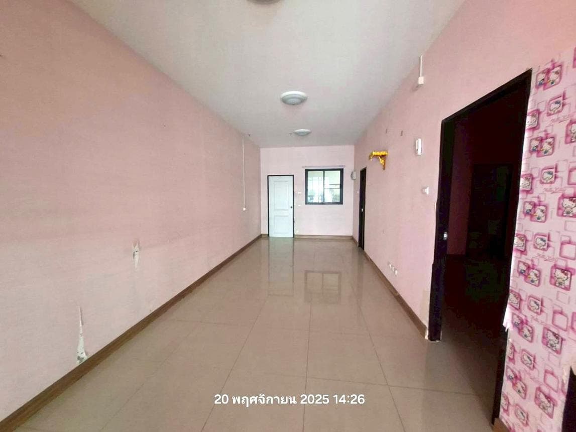 ทาวน์โฮม บิ๊กเกอร์ โฮม (Bigger Home) 2 ห้องนอน เนื้อที่กว้าง 26.6 ตร.ว. ทำเลมาบยางพร ปลวกแดง ระยอง ราคา 1.49 ล้าน