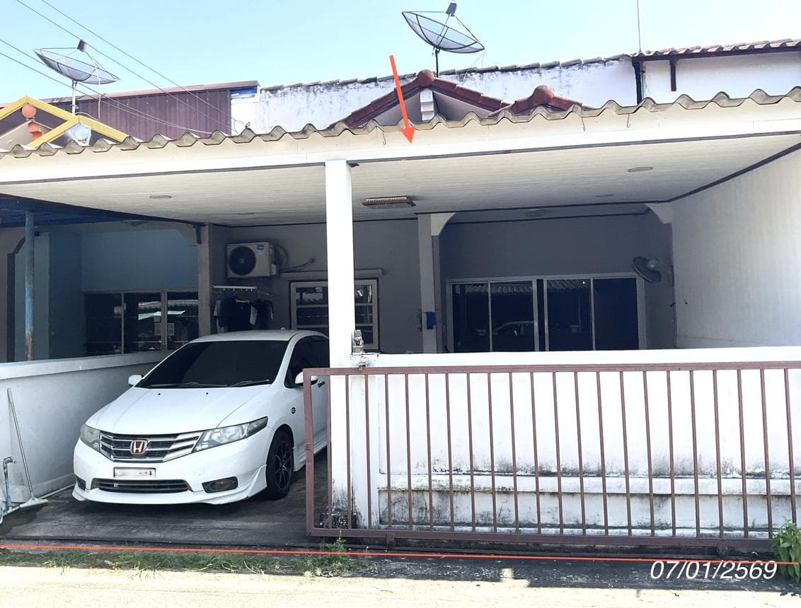 ขายทาวน์เฮ้าส์ มณีรัตน์ (Maneerat) วังเย็น แปลงยาว ฉะเชิงเทรา 2 ห้องนอน พื้นที่ 24.7 ตร.ว. ทำเลดี ใกล้แหล่งงาน ราคาไม่ถึงล้าน