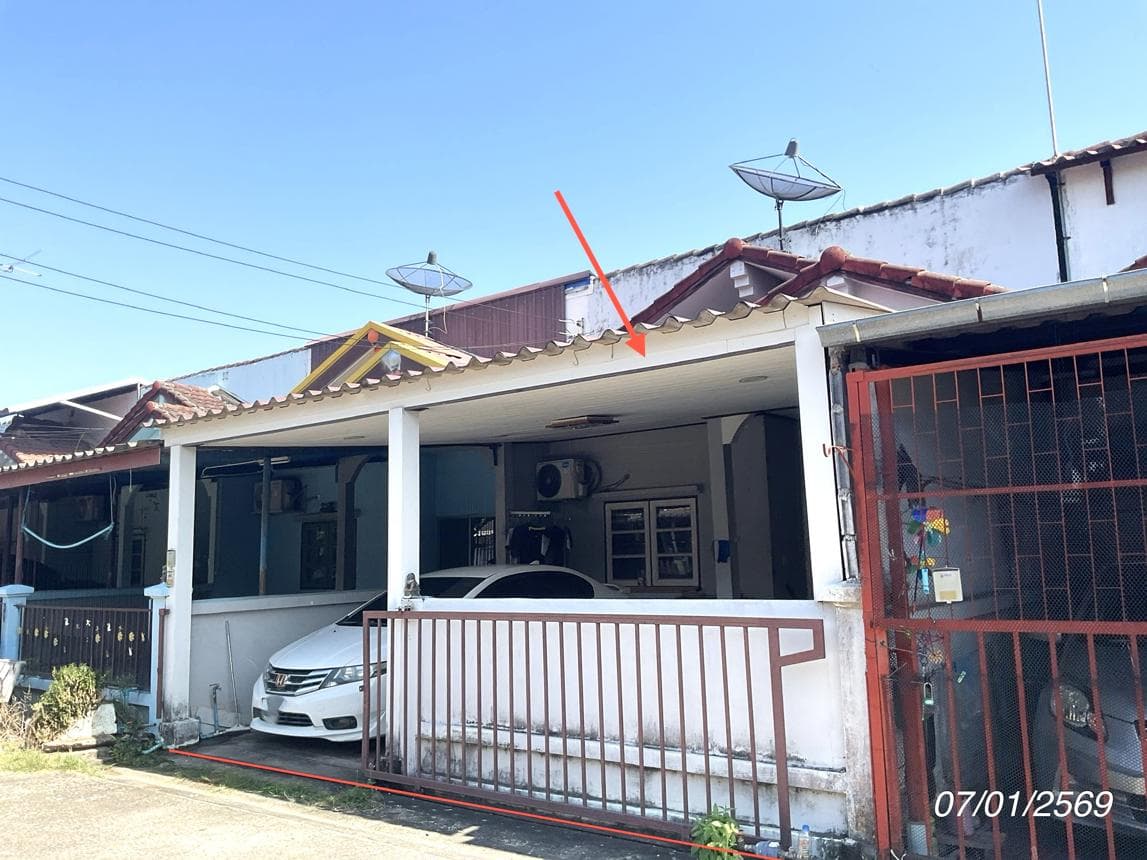 ขายทาวน์เฮ้าส์ มณีรัตน์ (Maneerat) วังเย็น แปลงยาว ฉะเชิงเทรา 2 ห้องนอน พื้นที่ 24.7 ตร.ว. ทำเลดี ใกล้แหล่งงาน ราคาไม่ถึงล้าน