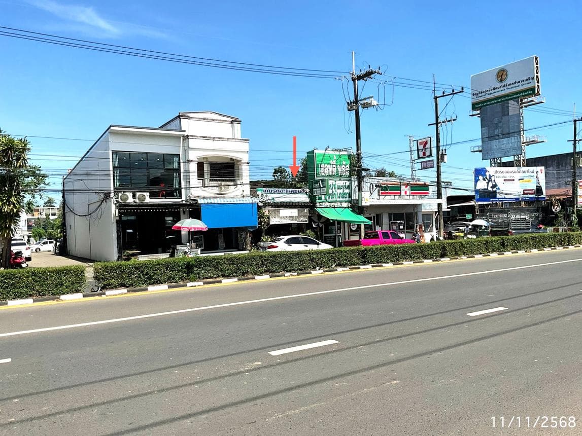 ขายอาคารพาณิชย์ เมืองอำนาจเจริญ อำนาจเจริญ ทำเลบุ่ง เนื้อที่ 43.5 ตร.ว. พื้นที่ใช้สอย 155.4 ตร.ม. 1 ห้องนอน 1 ห้องน้ำ สภาพดี เหมาะสำหรับประกอบกิจการและลงทุน