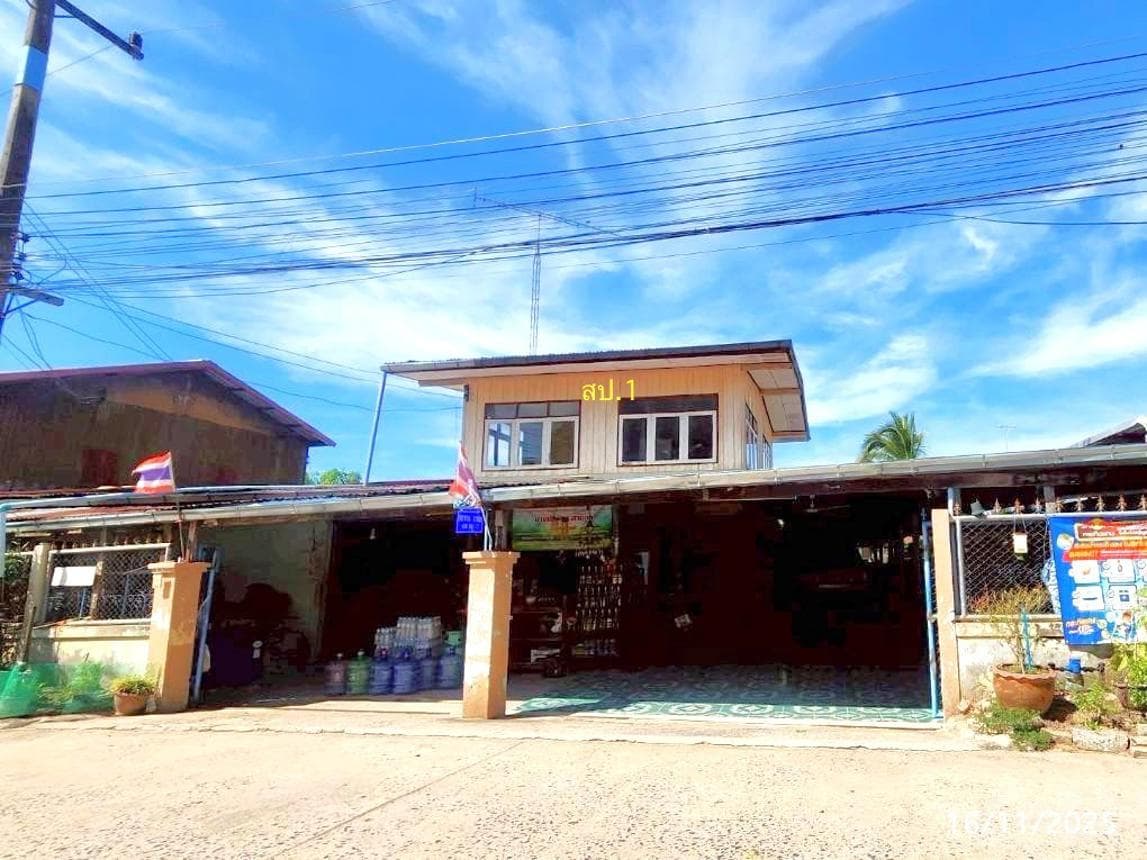 ขายบ้านเดี่ยว เมืองมหาสารคาม ทำเลแวงน่าง พื้นที่ใช้สอยกว้างขวาง 319.5 ตร.ม. 1 ห้องนอน 2 ห้องน้ำ ราคาล้านต้นๆ บรรยากาศเงียบสงบ