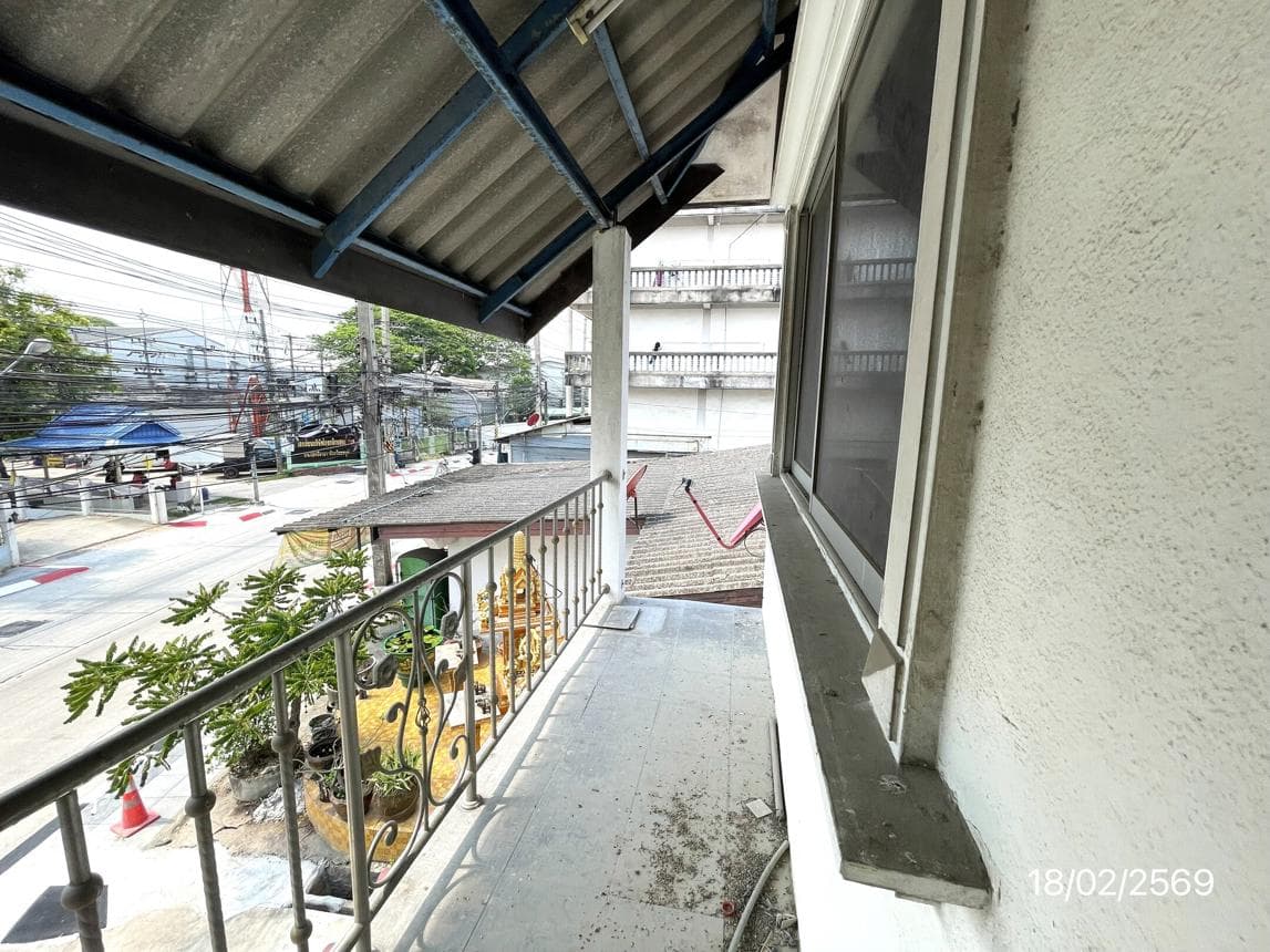 บ้านเดี่ยวทำเลศักยภาพ บึง ศรีราชา ชลบุรี พื้นที่ใช้สอย 145 ตร.ม. พร้อมพื้นที่ดินกว้างขวาง 76 ตร.ว.