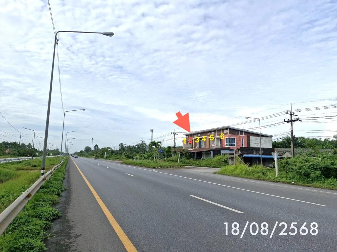 ขายอาคารพาณิชย์ นาบอน นครศรีธรรมราช 2 ห้องนอน 3 ห้องน้ำ พื้นที่กว้าง 184.5 ตร.ม. ทำเลธุรกิจ ราคาเข้าถึงง่าย