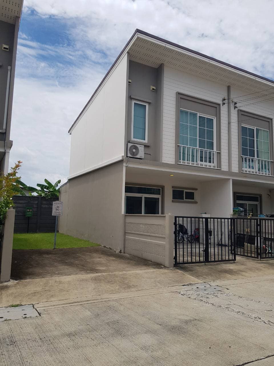 ขายทาวน์โฮมสวย พร้อมเข้าอยู่! คาซ่า ซิตี้ พระราม 5 - ปิ่นเกล้า (Casa City Rama 5 - Pinklao)