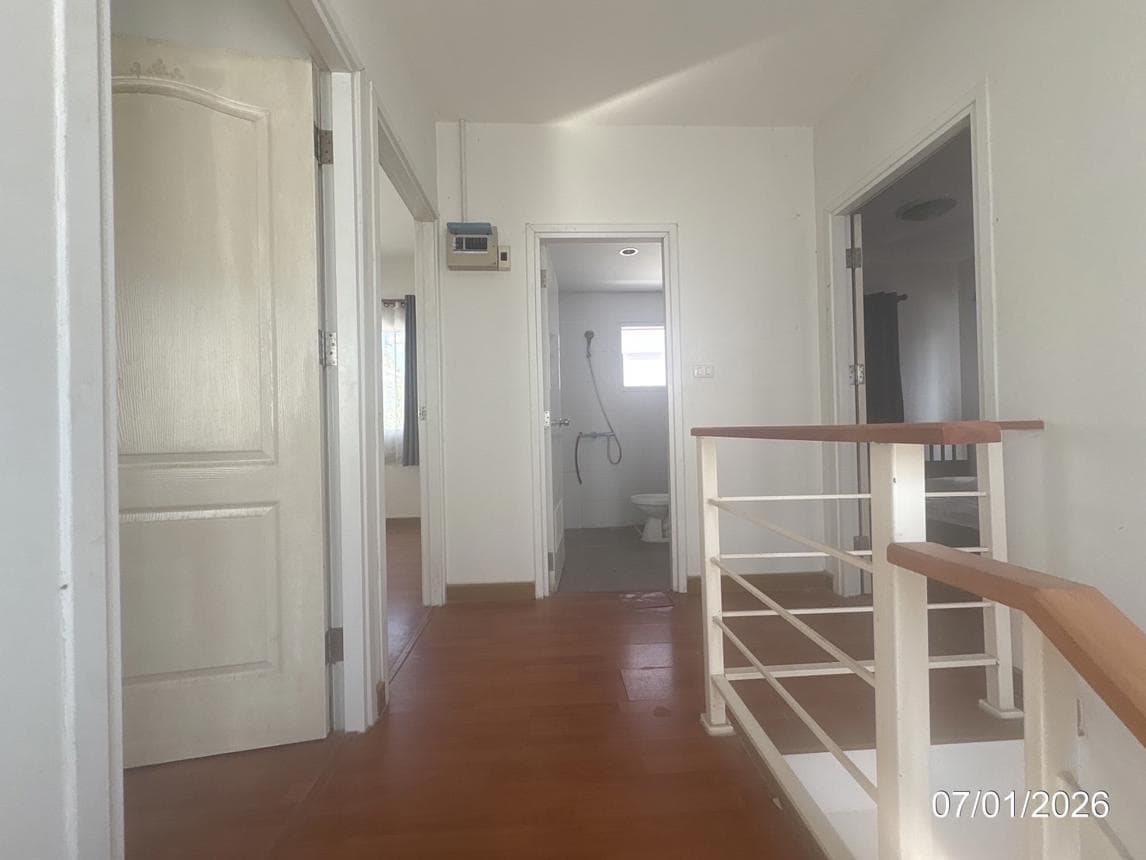 บ้านเดี่ยว ไลโอ นอฟ ระยอง-ปลวกแดง 4 ห้องนอน 2 ห้องน้ำ พื้นที่ 125.34 ตร.ม. ทำเลศักยภาพใกล้แหล่งงานและนิคมอุตสาหกรรม ราคาพิเศษ 2.73 ล้าน
