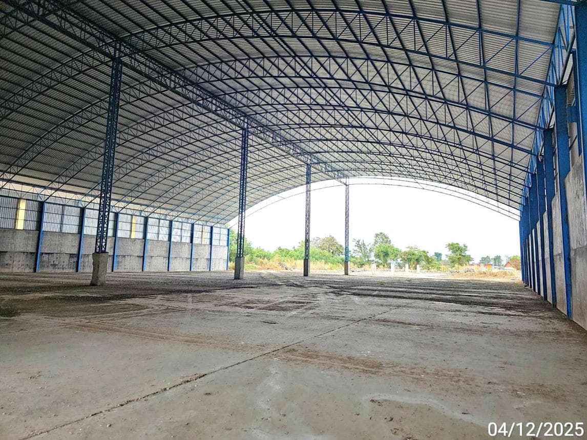 ขายโกดัง พื้นที่กว้าง 4,675.5 ตร.ม. ทำเลวังโป่ง เพชรบูรณ์ เหมาะทำศูนย์กระจายสินค้า ราคา 110.18 ล้าน