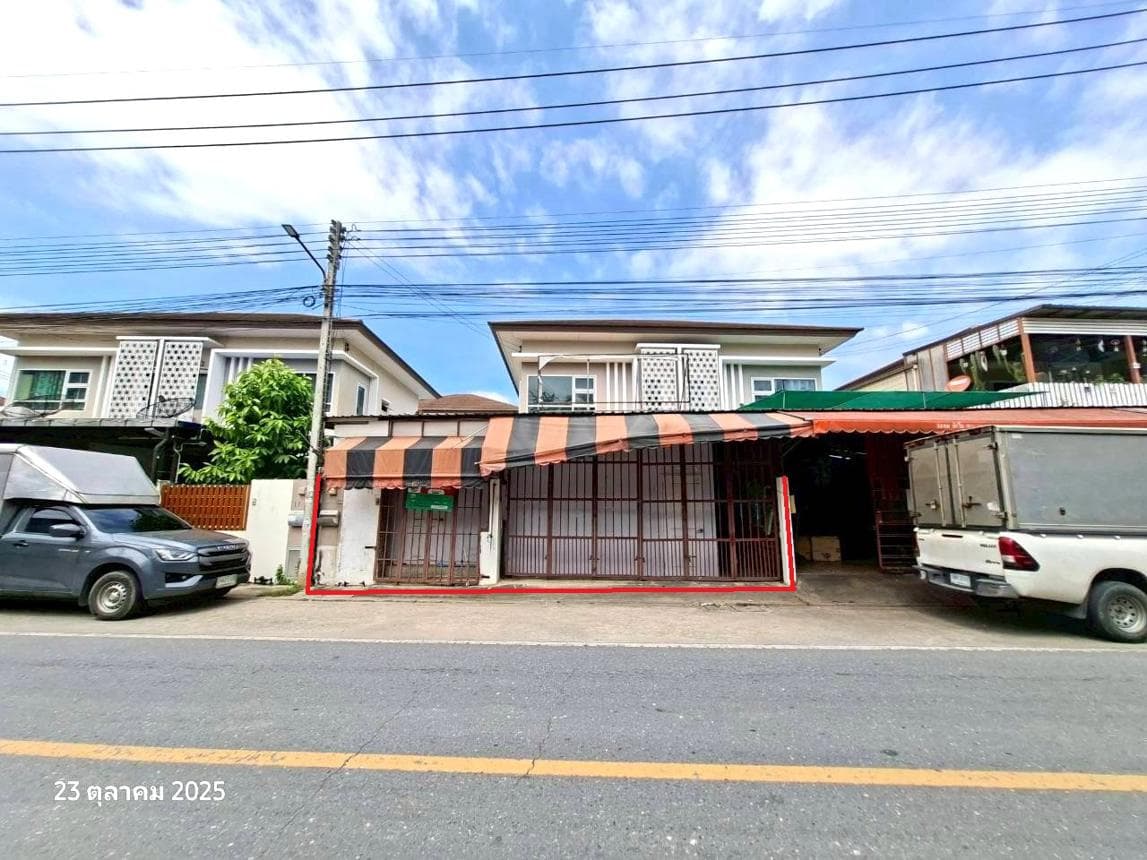 ขายบ้านเดี่ยว เดอะ กรีนเนอร์รี่ 8 สามพราน นครปฐม ทำเลบางกระทึก เนื้อที่ 43.3 ตร.ว. พื้นที่ใช้สอย 146.46 ตร.ม. 3 ห้องนอน 2 ห้องน้ำ สภาพดี พร้อมอยู่
