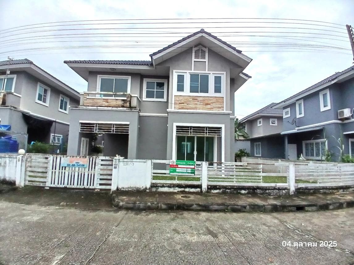บ้านเดี่ยว กรีนวิวโฮม หนองหาร สันทราย เชียงใหม่ พื้นที่ 52.5 ตร.ว. พื้นที่ใช้สอย 154 ตร.ม. 3 ห้องนอน 3 ห้องน้ำ