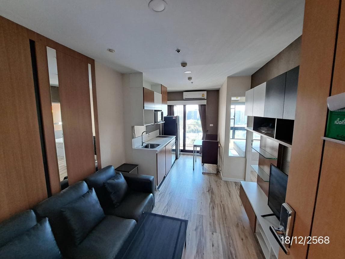 คอนโด พลัส คอนโดมิเนียม ศรีราชา (Plus Condominium Sriracha) 1 ห้องนอน สเปซกว้าง ทำเลศักยภาพใจกลางเมืองศรีราชา