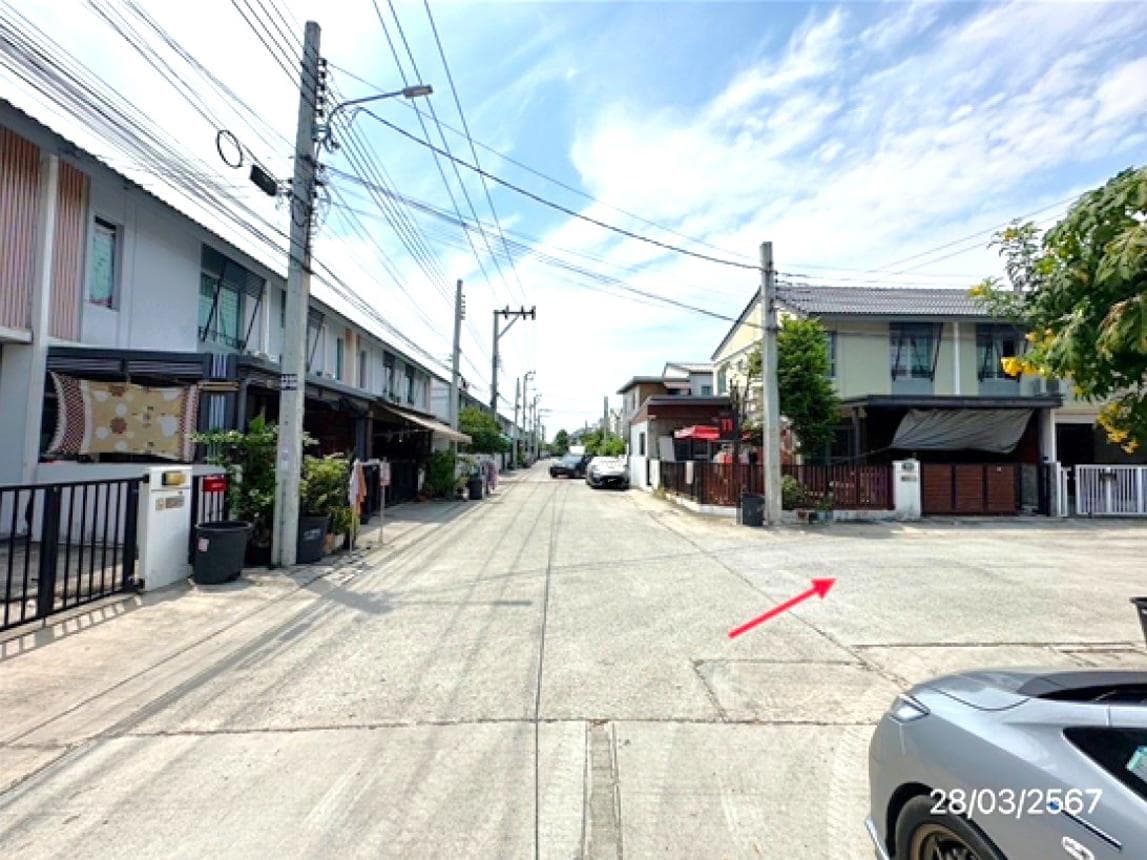 ขายทาวน์โฮม บ้านพฤกษา 87/2 ศรีนครินทร์-บางนา (Baan Pruksa 87/2 Srinakarin-Bangna) บางแก้ว บางพลี สมุทรปราการ พื้นที่ 16 ตร.ว. 3 ห้องนอน ทำเลดี ราคา 2.04 ล้าน