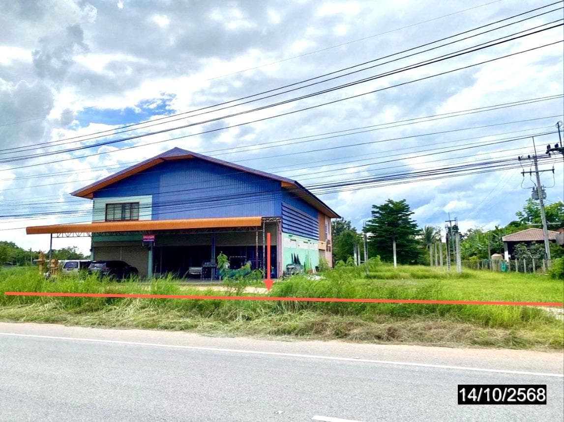 อาคารโรงงาน กุดน้ำใส จัตุรัส ชัยภูมิ พื้นที่ 34.2 ตร.ว. พื้นที่ใช้สอย 882 ตร.ม. 1 ห้องนอน 2 ห้องน้ำ