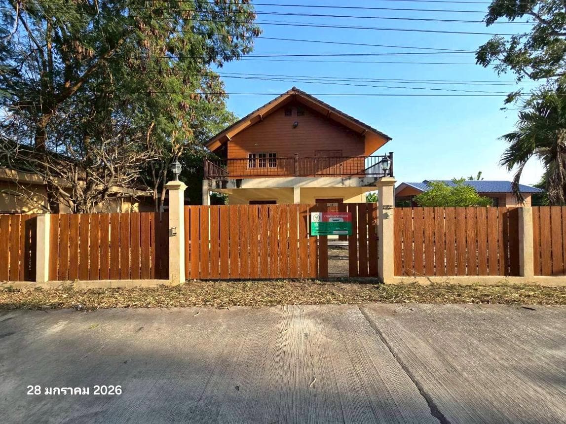 ขายบ้านเดี่ยว พิจิตร พื้นที่ใช้สอยกว้างขวาง บรรยากาศสงบและเป็นส่วนตัว ในอำเภอบางมูลนาก