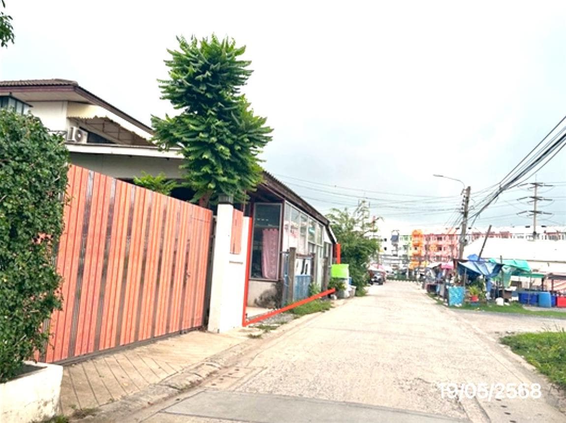 บ้านเดี่ยว โคกแฝด เขตหนองจอก กรุงเทพฯ 3 ห้องนอน 1 ห้องน้ำ พื้นที่ใช้สอยกว้างขวาง 192 ตร.ม. ทำเลสงบเดินทางสะดวก ราคาพิเศษ 3.72 ล้าน