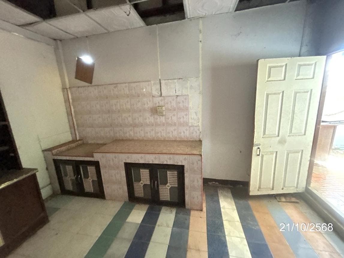 ขายบ้านเดี่ยว นอกเมือง เมืองสุรินทร์ ทำเลศักยภาพ พื้นที่ใช้สอยกว้างขวาง 371.25 ตร.ม.