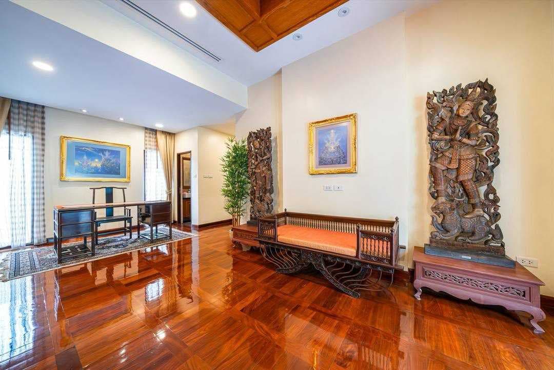 For sale Luxury Pool Villa in Jomtien, Pattaya Price: THB 24.5 Million