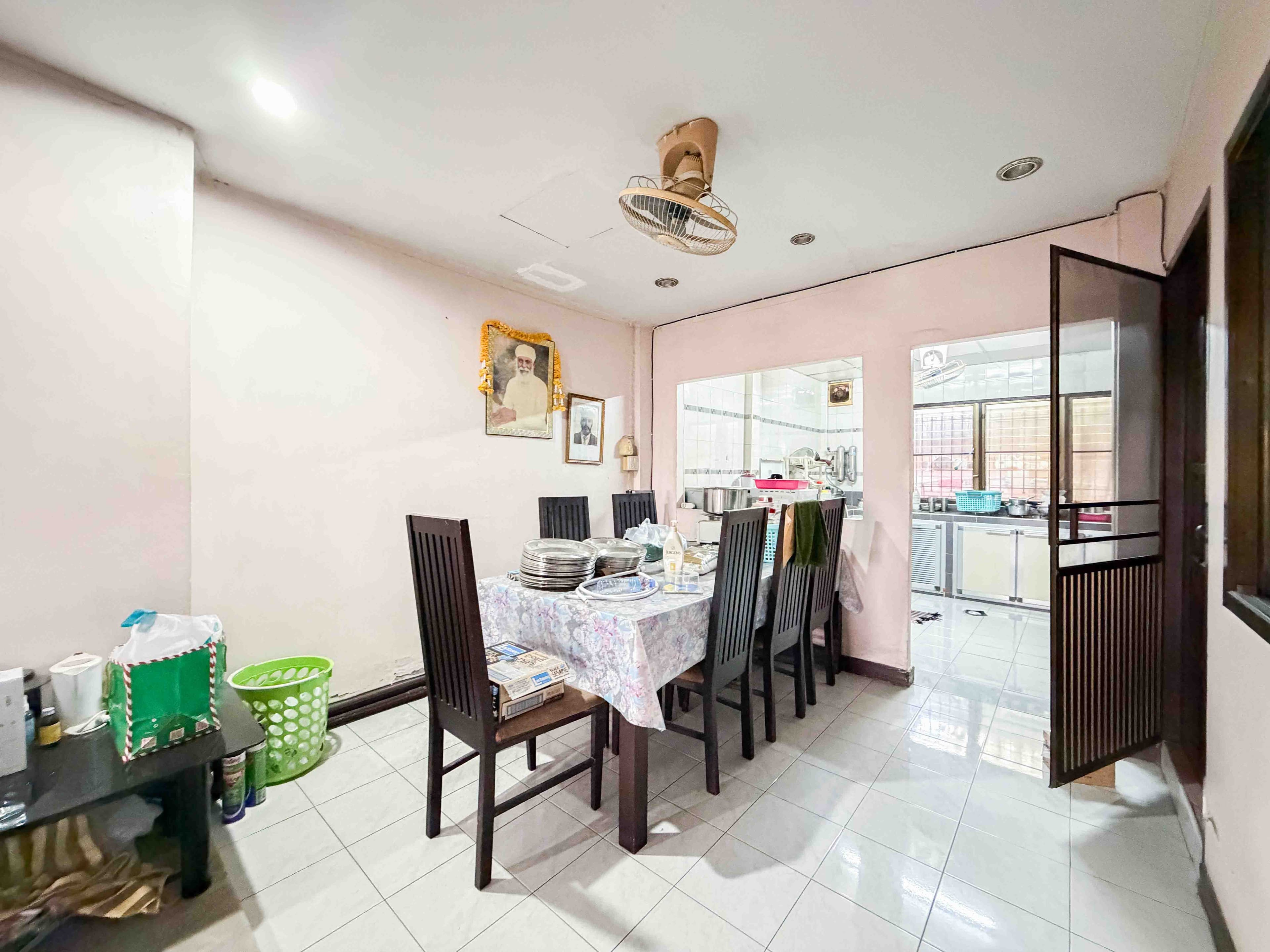 ขาย ทาวน์โฮม 3 ชั้น ฐิติพร พัฒนาการ 29 ใกล้สนามบินสุวรรณภมิ 33 ตรว 3 ชั้น เหมาะออฟฟิศ