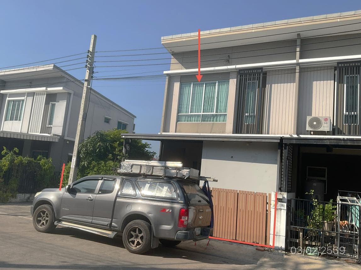 ขายทาวน์เฮ้าส์ พฤกษาวิลล์ 114 รามคำแหง-ร่มเกล้า (Pruksa Ville) 3 ห้องนอน 2 ห้องน้ำ พื้นที่กว้าง 28.3 ตร.ว. ทำเลดี ใกล้รถไฟฟ้าและสนามบินสุวรรณภูมิ