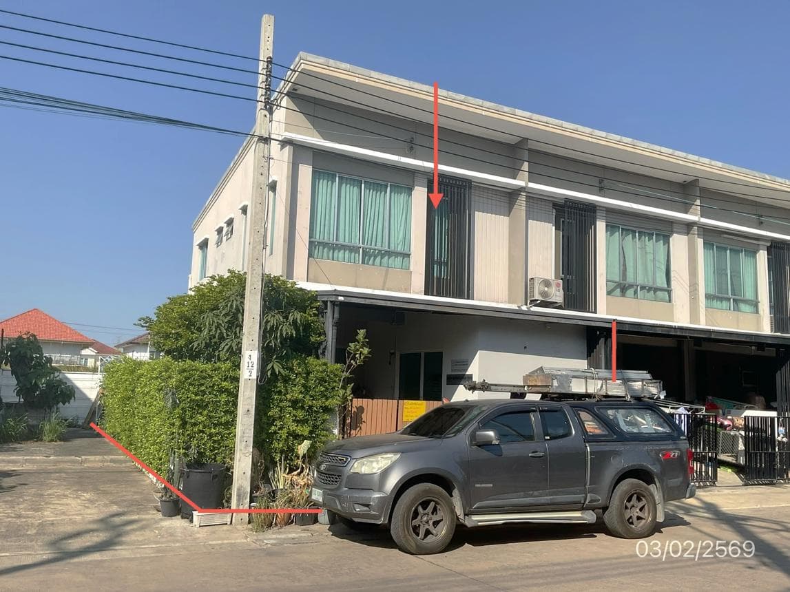 ขายทาวน์เฮ้าส์ พฤกษาวิลล์ 114 รามคำแหง-ร่มเกล้า (Pruksa Ville) 3 ห้องนอน 2 ห้องน้ำ พื้นที่กว้าง 28.3 ตร.ว. ทำเลดี ใกล้รถไฟฟ้าและสนามบินสุวรรณภูมิ