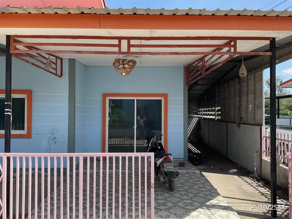 บ้านเดี่ยว โคกไทย ศรีมโหสถ ปราจีนบุรี 2 ห้องนอน 1 ห้องน้ำ พื้นที่ 61.25 ตร.ม. บนที่ดิน 30.5 ตร.ว. ทำเลสงบ เดินทางสะดวก บรรยากาศเป็นส่วนตัว ราคาคุ้มค่าเพียง 1.2 ล้าน