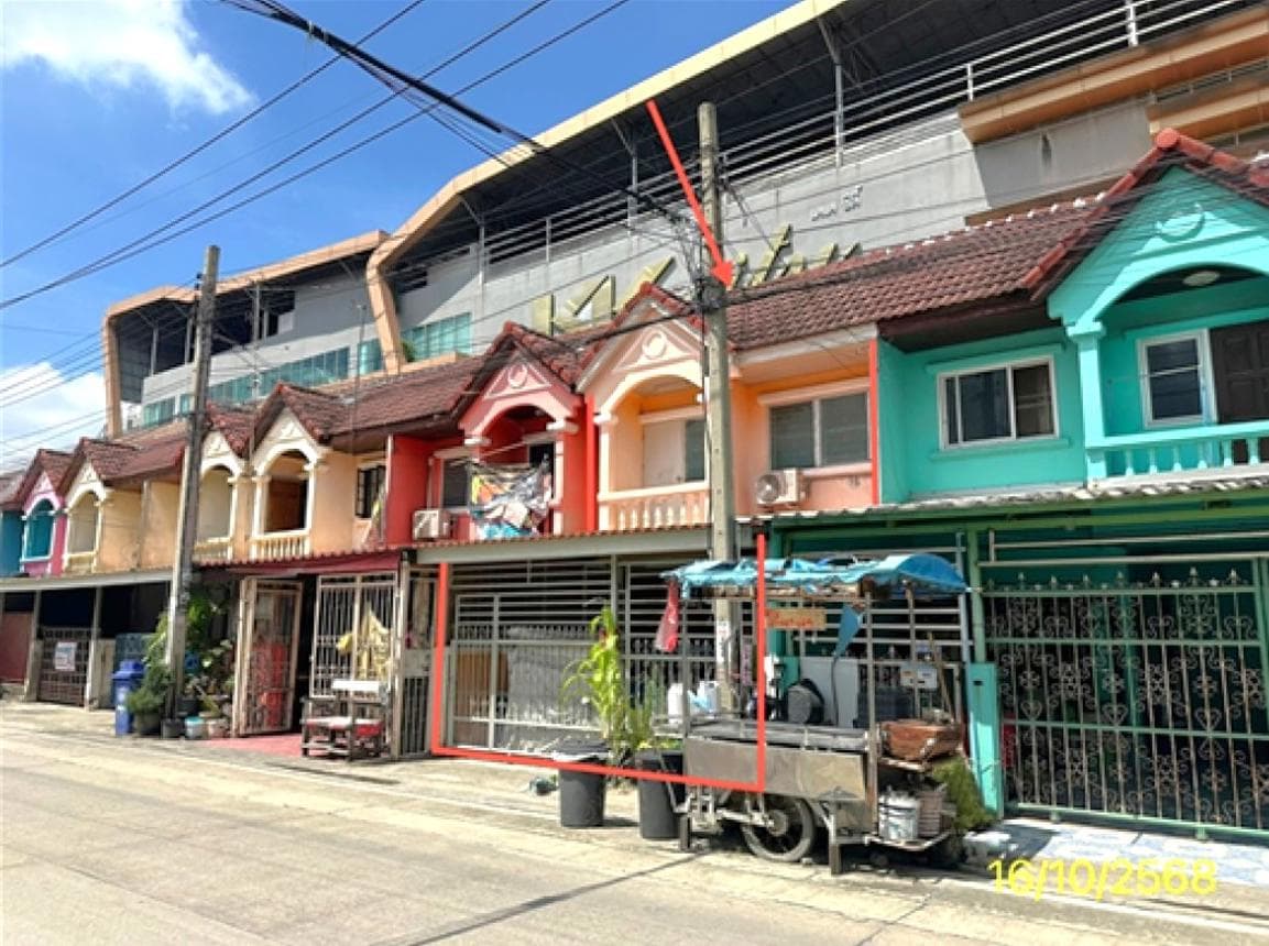 ทาวน์เฮ้าส์ จิตรัตนา ละหาร บางบัวทอง นนทบุรี 3 ห้องนอน 2 ห้องน้ำ พื้นที่ใช้สอย 130 ตร.ม. ทำเลสงบ เดินทางสะดวก ราคาคุ้มค่าเพียง 1.4 ล้าน