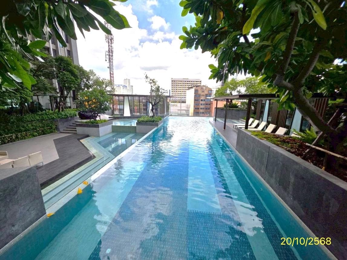 คอนโดมิเนียม เดอะ นิช ไพรด์ ทองหล่อ-เพชรบุรี บางกะปิ ห้วยขวาง กรุงเทพฯ 1 ห้องนอน 1 ห้องน้ำ พื้นที่ 30.67 ตร.ม. ทำเลศักยภาพใจกลางเมืองเชื่อมต่อทองหล่อ ราคาพิเศษ 3.34 ล้าน