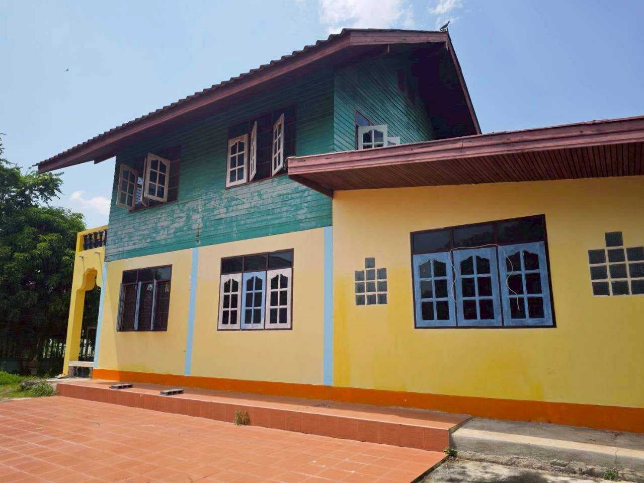 บ้านหลังใหญ่ ที่ดินกว้าง 150 ตร.ว. กลางชุมชนอรัญญิก
