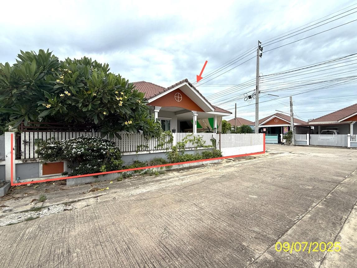 บ้านเดี่ยว รติรัตน์ ถนนต้นเชือก-วัดมะสง นนทบุรี 2 ห้องนอน สเปซกว้าง 55.7 ตร.ว. ทำเลสงบเป็นส่วนตัว