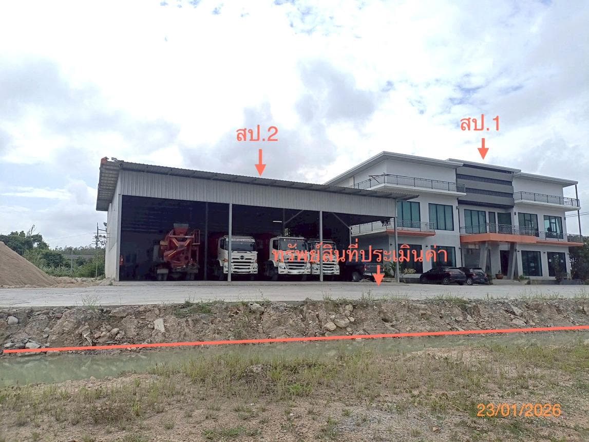 อาคารโรงงาน/คลังสินค้า พระพรหม นครศรีธรรมราช พื้นที่ใช้สอย 716 ตร.ม. บนที่ดิน 67.8 ตร.ว. ทำเลดีติดถนนใหญ่