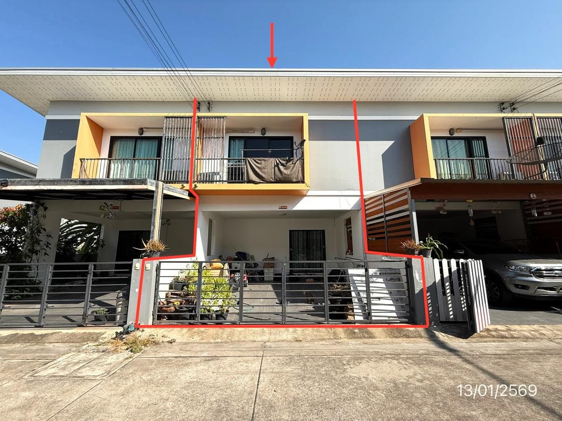 ขายทาวน์เฮ้าส์ มณีรินทร์ โมเดิร์นโฮม บ่อวิน (Maneerin Modern Home Bowin) ศรีราชา 3 ห้องนอน ทำเลดีใกล้นิคมอุตสาหกรรม ราคาไม่ถึง 2 ล้าน