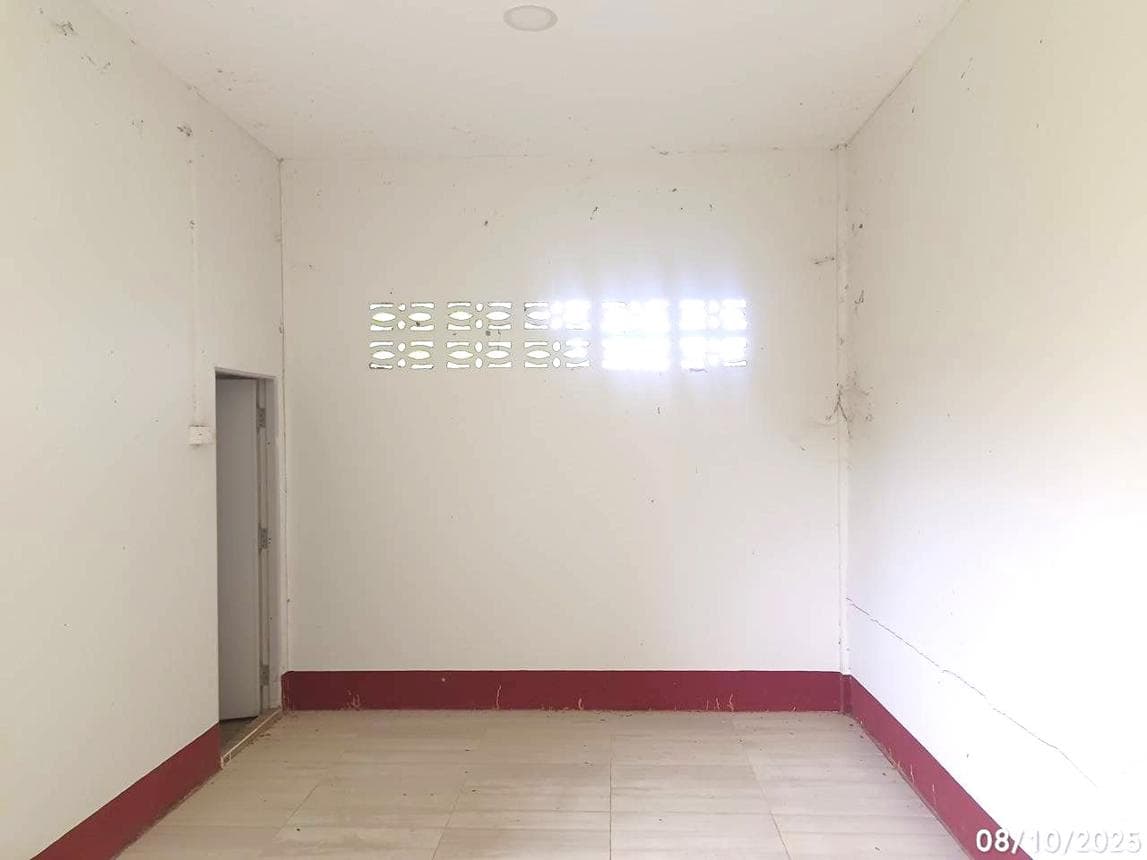 ขายบ้านเดี่ยว เมืองเดช เดชอุดม อุบลราชธานี 2 ห้องนอน พื้นที่ 99 ตร.ม. ทำเลดี ราคาล้านต้นๆ
