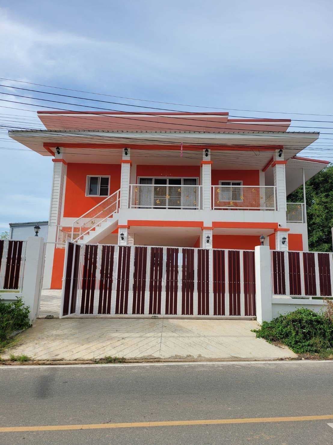 ขายบ้านเดี่ยว 105 ตรว.ต.ปากน้ำปราณ อ.ปราณบุรี ประจวบคีรีขันธ์ พร้อมเข้าอยู่